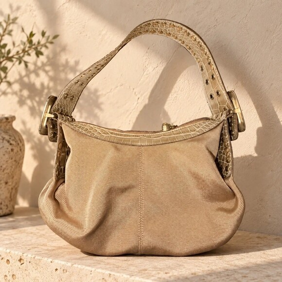 Other Handbags - Kathy Van Zeeland Tan Metallic Mesh Hobo Bag Shoulder Bag